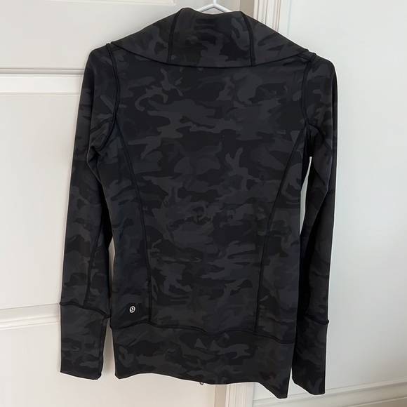 Lululemon Active Jacket - Picture 2 of 3